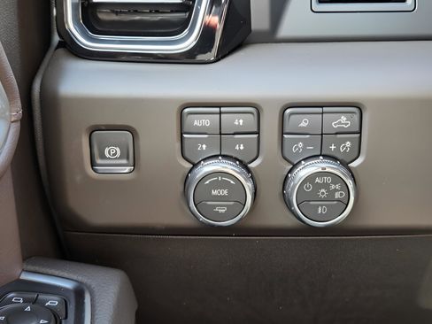 New 2026 GMC Sierra 3500 Denali image 29