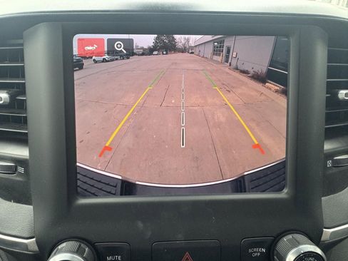 Used 2024 RAM 2500 Big Horn w/ Bed Utility Group image 21