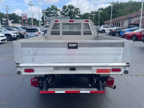 Used 2022 Ford F250 XL w/ Power Equipment Group RWD image 5