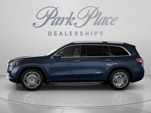 Certified 2026 Mercedes-Benz GLS 450 4MATIC image 7