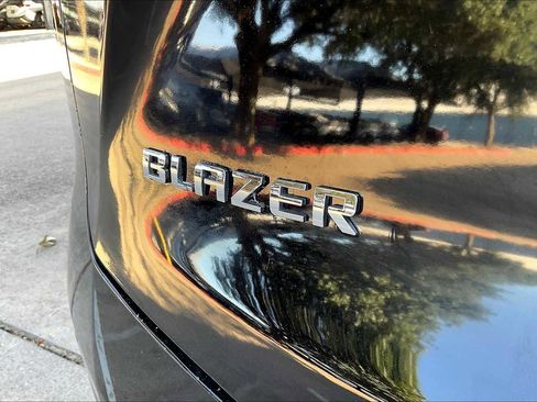 Used 2022 Chevrolet Blazer LT w/ Sound & Technology Package image 8