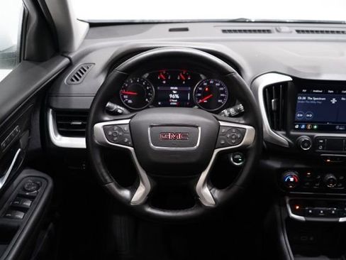 Used 2024 GMC Terrain SLT image 14