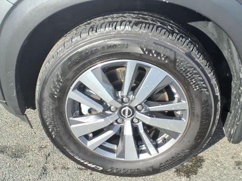 Certified 2024 Nissan Pathfinder SL image 7