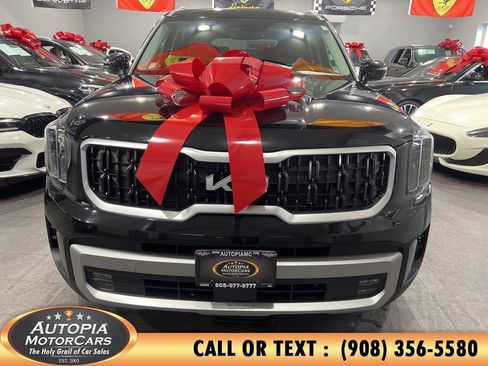 Used 2023 Kia Telluride EX image 9