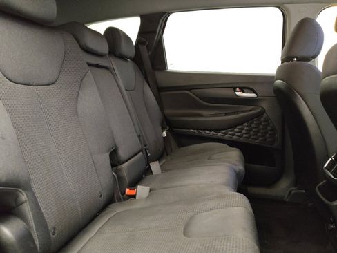 Used 2019 Hyundai Santa Fe SE image 21