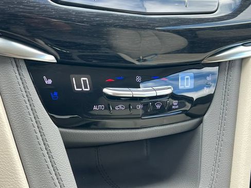 Used 2023 Cadillac XT6 Premium Luxury AWD/4WD image 28