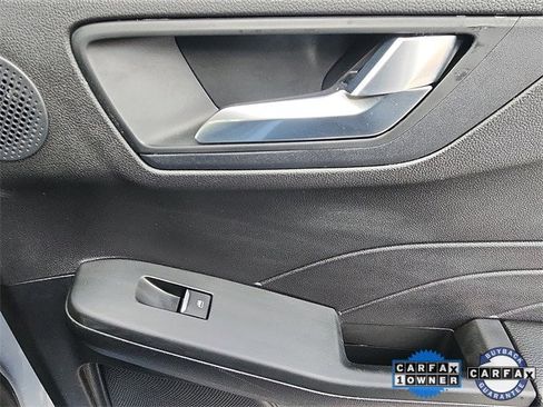 Certified 2022 Ford Escape SEL w/ Technology Package image 33