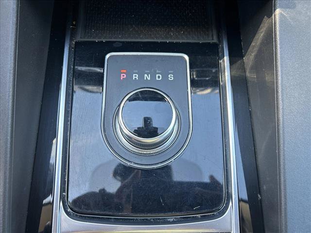 Used 2018 Jaguar F-PACE Premium AWD/4WD image 16
