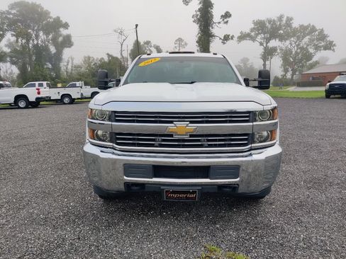 Used 2015 Chevrolet Silverado 3500 W/T RWD image 2