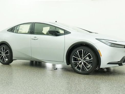 New 2026 Toyota Prius XLE FWD image 28
