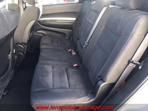 Used 2019 Dodge Durango SXT image 17