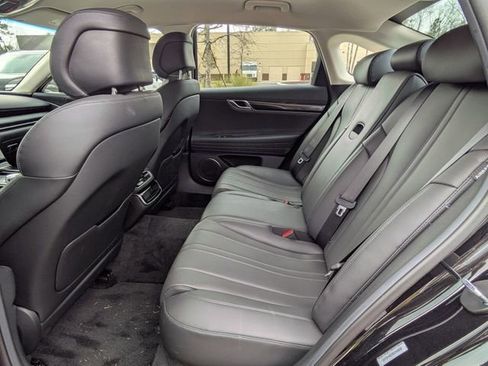 Used 2025 Genesis G80 2.5T AWD/4WD image 13