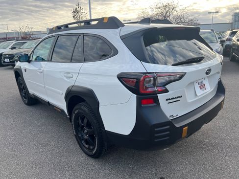 Certified 2025 Subaru Outback Wilderness image 5