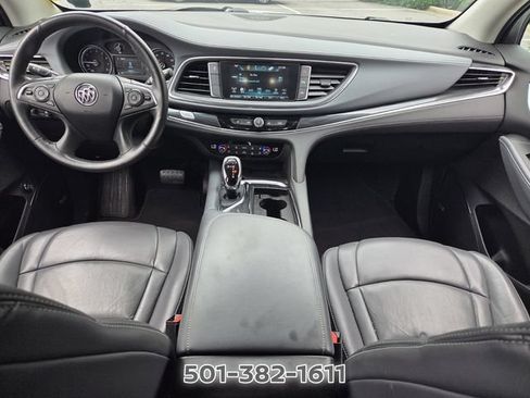 Used 2018 Buick Enclave Premium FWD image 13