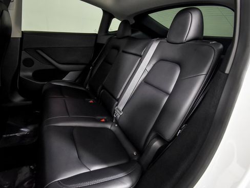 Used 2023 Tesla Model Y Long Range image 6