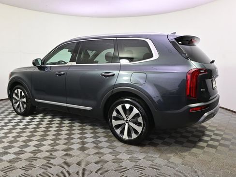 Used 2022 Kia Telluride S image 3