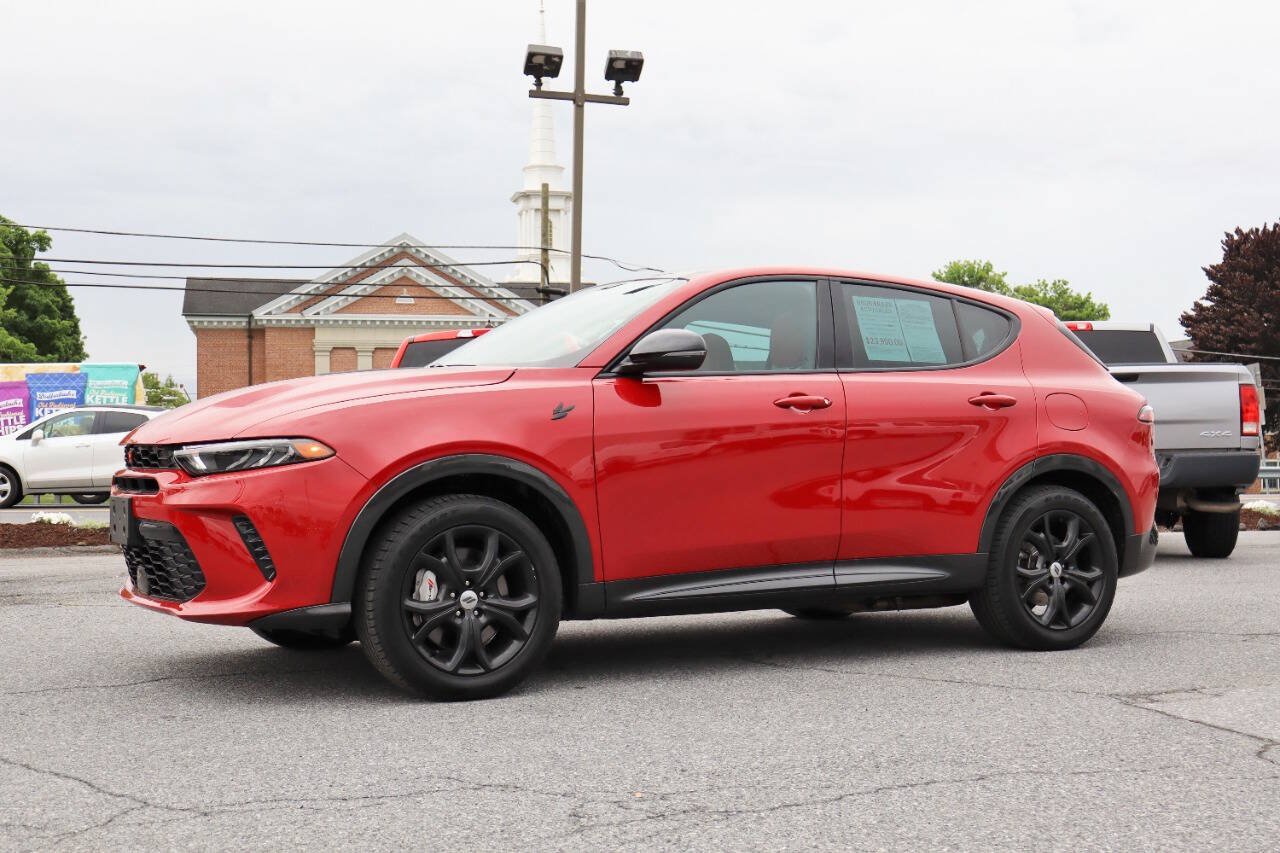 Used 2024 Dodge Hornet R/T Plus w/ R/T Blacktop Package AWD/4WD image 2