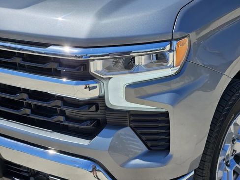 Used 2023 Chevrolet Silverado 1500 LT image 8