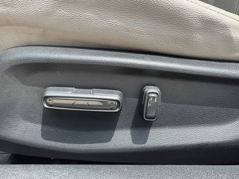 Certified 2022 Honda Insight Touring image 22