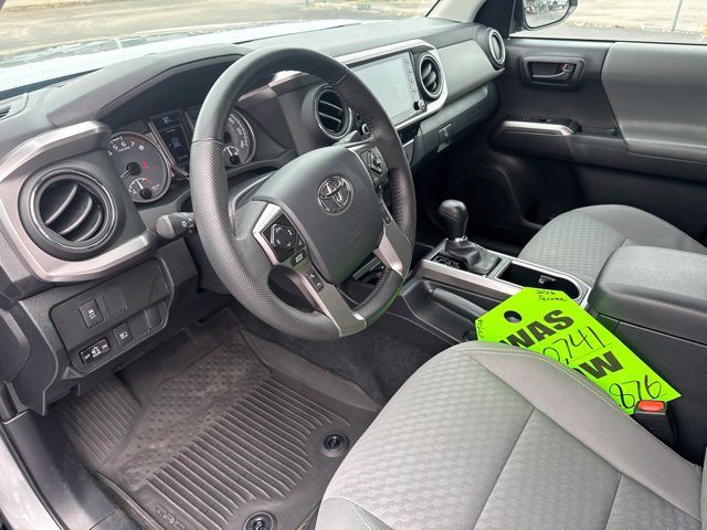 Used 2023 Toyota Tacoma SR5 w/ Technology Package AWD/4WD image 26