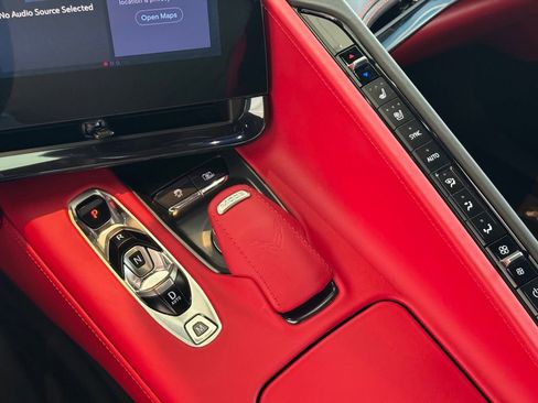 Used 2024 Chevrolet Corvette Z06 RWD image 25