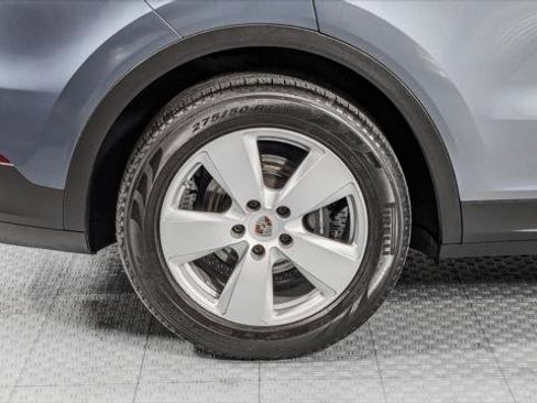 Used 2019 Porsche Cayenne image 35