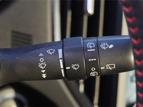 Used 2023 Subaru Forester Sport image 32