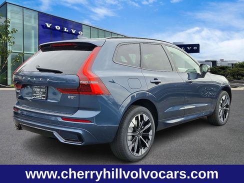 New 2026 Volvo XC60 B5 Plus w/ Protection Package Premier image 4