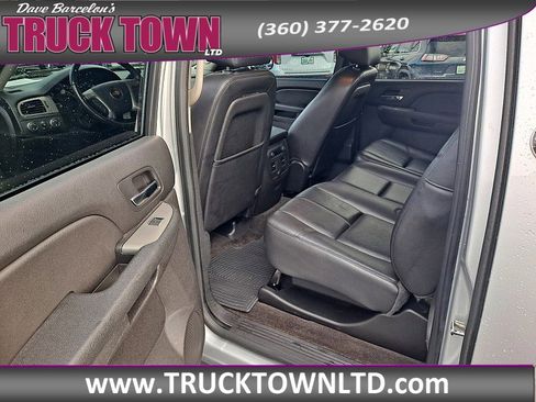 Used 2013 Chevrolet Avalanche LT w/ Suspension Package, Off-Road image 16