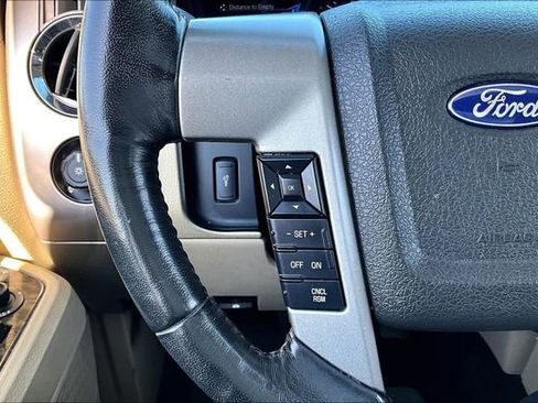 Used 2017 Ford Expedition Limited w/ Equipment Group 301A RWD image 10