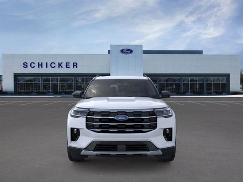 New 2026 Ford Explorer Active w/ Active Comfort Package image 6