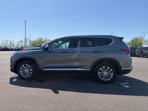 Used 2020 Hyundai Santa Fe SE image 12