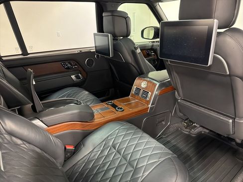 Used 2020 Land Rover Range Rover SV Autobiography Dynamic image 27