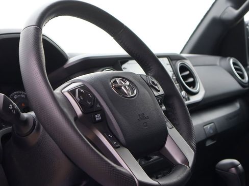 Used 2023 Toyota Tacoma TRD Off-Road AWD/4WD image 24