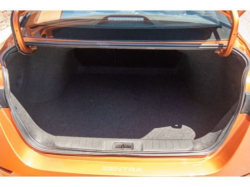 Used 2023 Nissan Sentra SR w/ SR Premium Package FWD image 27