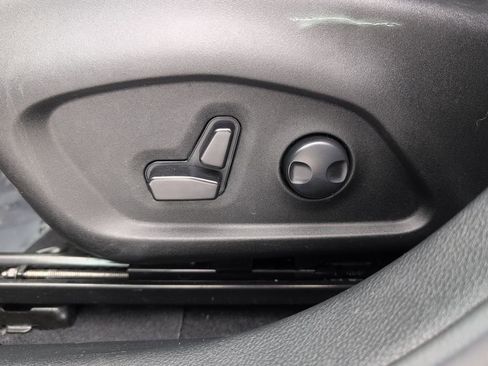 Used 2024 Jeep Compass Limited image 21