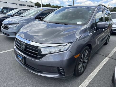 Used 2023 Honda Odyssey Touring image 5