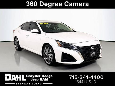 Used 2024 Nissan Altima 2.5 SL FWD image 1