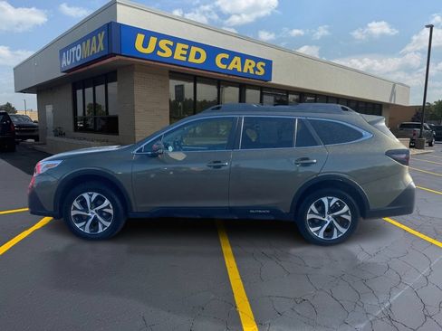 Used 2022 Subaru Outback Limited AWD/4WD image 8