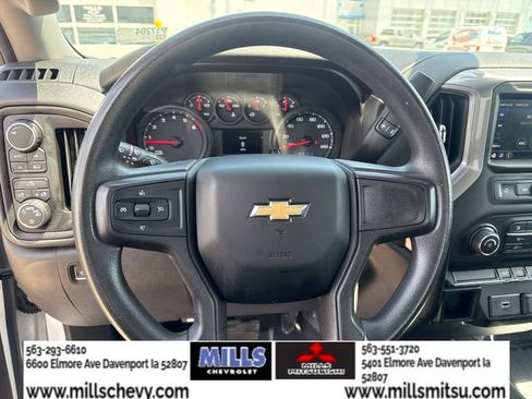 Used 2019 Chevrolet Silverado 1500 W/T w/ WT Convenience Package AWD/4WD image 11