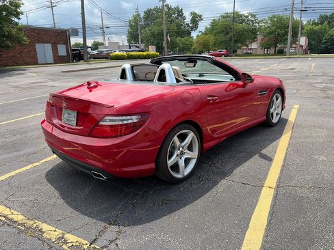 Used 2014 Mercedes-Benz SLK 350 image 25
