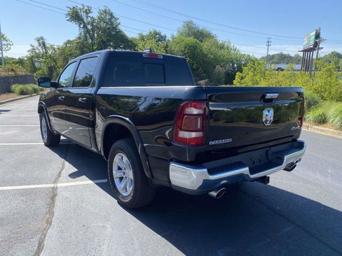 Used 2019 RAM 1500 Laramie AWD/4WD image 5