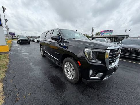 Used 2024 GMC Yukon XL SLT AWD/4WD image 1