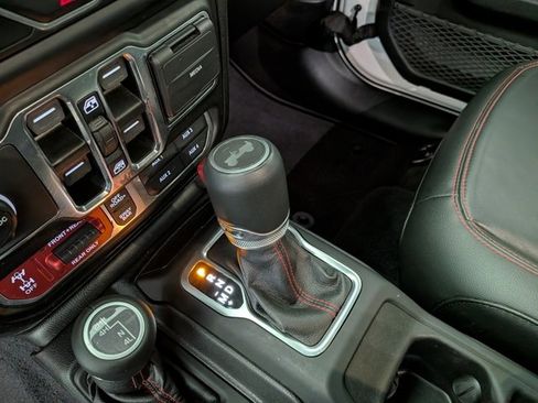 Used 2021 Jeep Wrangler Unlimited Rubicon image 24