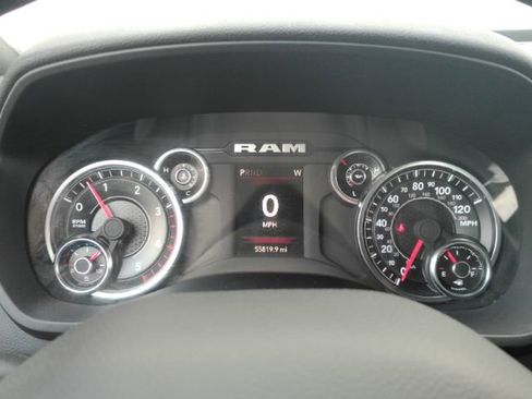 Used 2023 RAM 2500 Big Horn w/ Level 1 Equipment Group AWD/4WD image 35