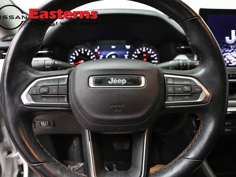 Used 2022 Jeep Compass Limited AWD/4WD image 10
