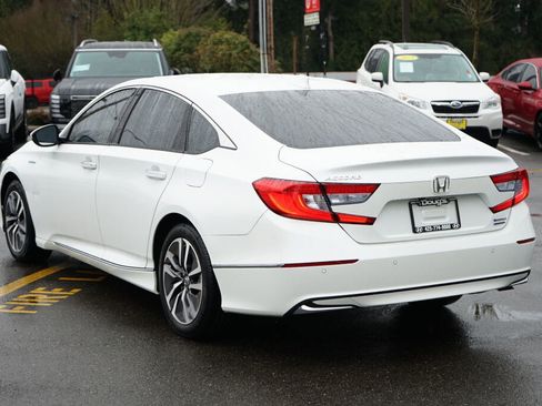 Used 2018 Honda Accord Touring image 5