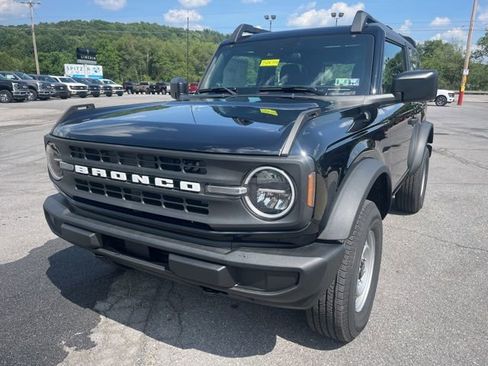 New 2025 Ford Bronco 2-Door image 4
