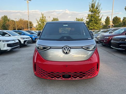 New 2025 Volkswagen ID. Buzz Pro S Plus image 8