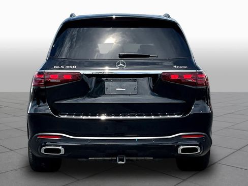 Used 2025 Mercedes-Benz GLS 450 4MATIC image 4